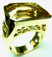 Eliane yellow gold beryl ring 